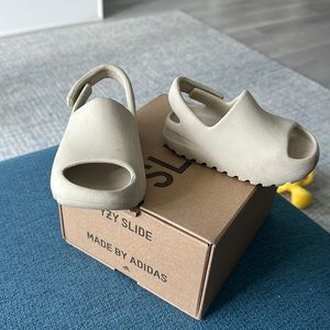 Yeezy slide infant  kids (baby)